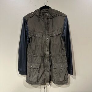 Talula aritzia trooper jacket size small